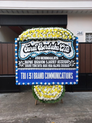 Papan Bunga Duka di Metro Utara